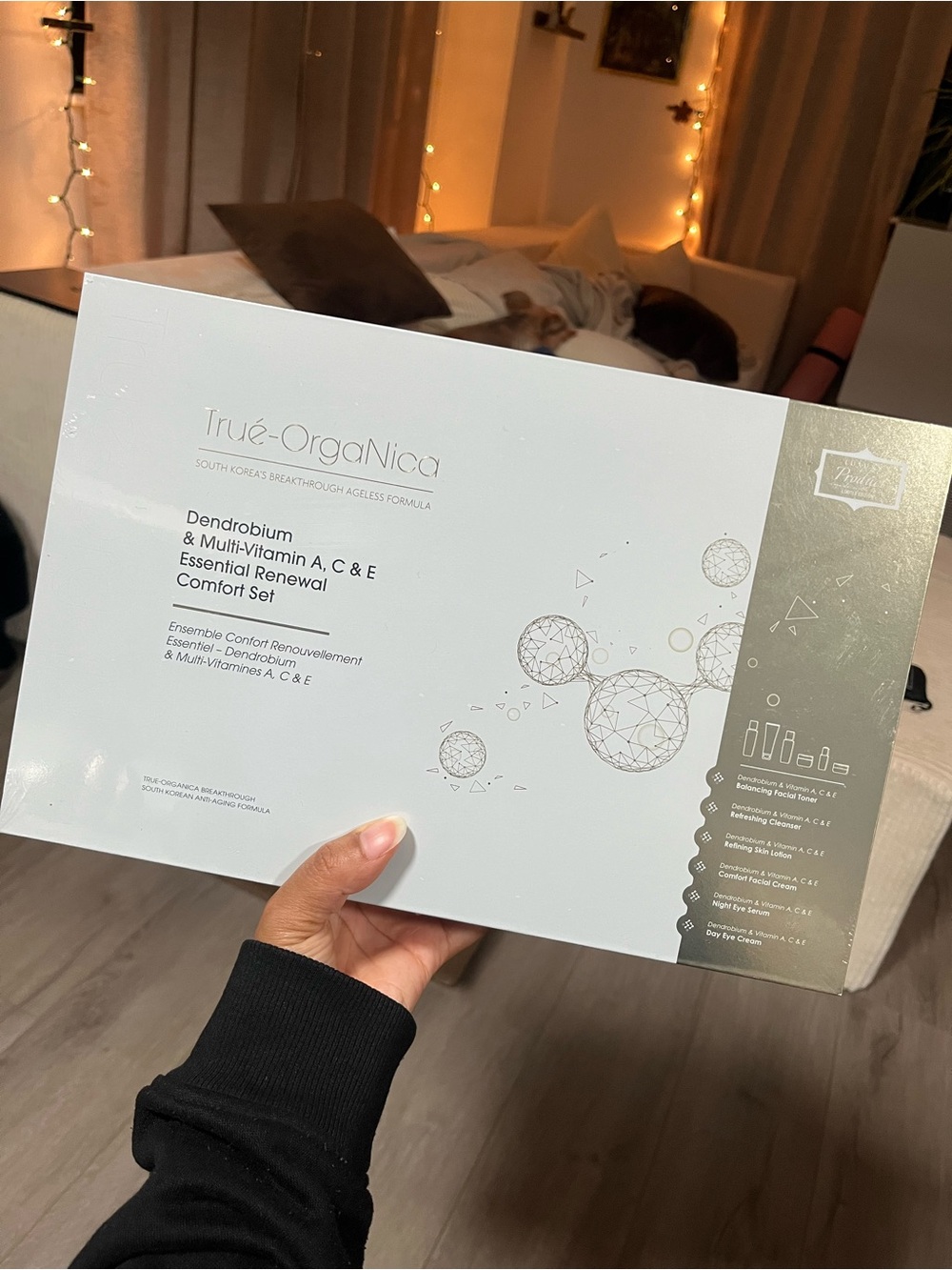 Trué-OrgaNica Dendrobium & Multi-Vitamin A, C & E Essential Renewal Comfort Set
